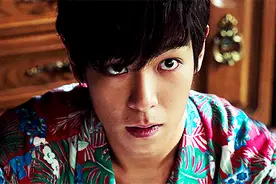 6个征兆证明他其实想追你   大胆的收服他吧图片