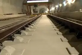 隧道内的铁路无砟轨道怎么铺设？视频很长很全面