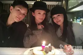 张韶涵34岁生日照片 张韶涵妹妹张韶轩照片资料曝光长一样图片