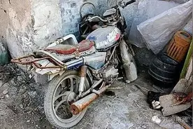 如皋夫妇100元卖报废摩托车 担心出事故欲寻回未果图片