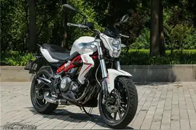 试驾贝纳利BJ300GS“小黄龙”有感图片