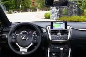 为什么倒车影像的像素那么差？图片