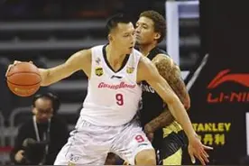 有了太空易的湖人队，能否坐宇宙飞船回归季后赛？图片