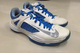 崴脚者谈谈上一个奥运年的hyperdunk 2012图片