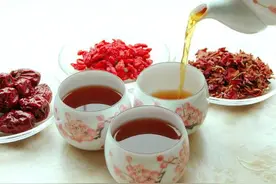 “万丈红尘三杯酒；千秋大业一壶茶”，看看什么人适合喝红茶？图片