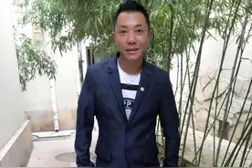 一曲《回心转意》让他成名，至今低调商演忙不停图片