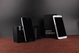 如何辨别三星 Galaxy S7 edge 是真机还是高仿？图片