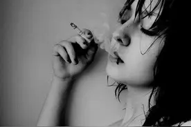 永远不要羡艳他人，因为你不懂谁都有谁的无奈图片