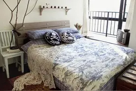 跟传统床头柜相比，床头放这18件家居用品更有意思！图片