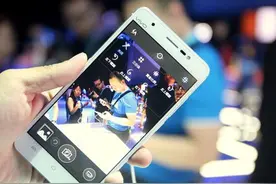 Vivo手机开启这2个设置，体验蹭蹭的上图片