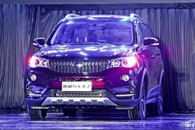 售8.59-10.19万元 华晨鑫源斯威X7上市图片