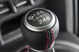 为什么在中国手动挡几乎濒临灭绝！这几个原因不可能知道？图片