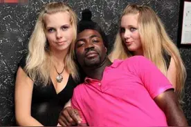 实拍：迷醉的俄罗斯夜店，酒精与美女的碰撞图片