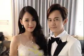 何炅与陈乔恩同框 身高被调侃 网友:何老师的高跟鞋脱了吧！图片