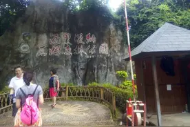 给大家展示云南西双版纳美图图片