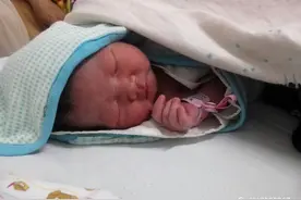 二胎成功顺产女宝一枚，附分娩经历，有接必中！图片