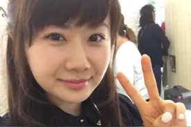 福原爱板板杀机 15分钟完胜国乒女队最大对手冯天薇图片