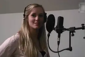 外国妹子翻唱《whistle》，人美歌甜超好听！