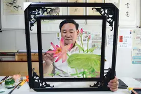 山东日照：有一种民间艺术叫“玻璃画”图片