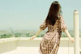 为了孩子户口，和男闺蜜假结婚，原来真爱就在身边！图片