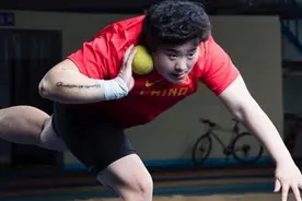 中国田径队巩立姣：奥运村午餐挺丰盛图片