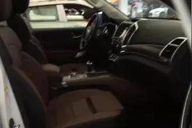 现场直击：全新哈弗H9，车长4.8米空间气派，高配2.0T四驱