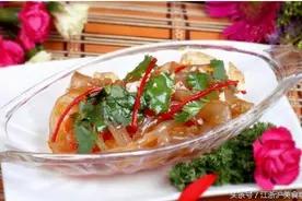 舟山的特色菜-凉拌海蜇图片