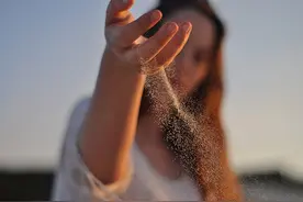 感情的流沙图片