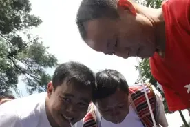 月圆金秋时    团圆菌子山图片