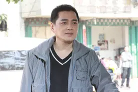 娱乐圈最孝顺的明星！为照顾患糖尿病的母亲，靠自学成为了医生！图片