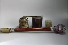 民国时期的“紫檀黄花梨玉烟斗”竟然可以换台法拉利图片