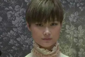 低调了13年，李宇春家庭背景曝光，爸妈身份说出来你都不敢相信！