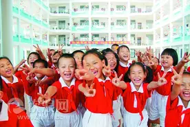 钦州市五年来新改扩建20余所学校图片