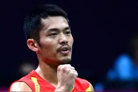 林丹赛场神技能，秀一秀轻松抢在时间前面！图片