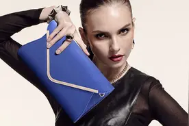 你造么，这个秋天手拿包竟成为了时尚新宠图片