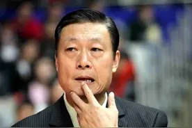 中国男篮主教练工资只有7000元,而且还是临危受命图片