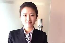 财经网红!最美大堂经理今决赛图片