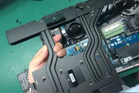 最强游戏本战神GX10首次拆机，这就是5万元的做工图片