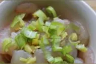 当鲜虾遇到菠萝会如何？我觉得今天煮的饭貌似少了！图片