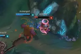 LOL牛头一波“完美”配合，追了半个地图就是这结果？图片