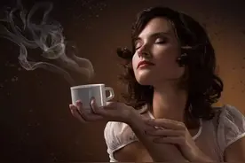 喜欢喝咖啡的看这里，最优雅的喝法你见过吗？图片