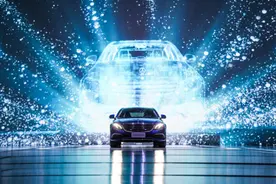 全新梅赛德斯-奔驰长轴距E级车荣耀上市：前行在希望的田野上图片