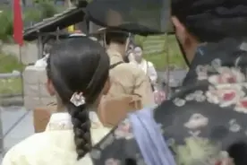 一个用伞撩妹的老梗，竟然被韩剧用了12年图片