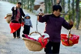 邳州生育礼俗：报喜、送粥米、满月、挪窝、满月头图片