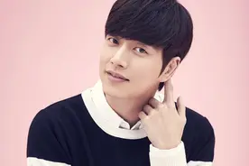 朴海镇谈与朴信惠绯闻：对报道惊讶不已图片