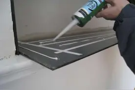 科普一下玻璃胶的种类，家里装修到底用哪种玻璃胶才够牢固？图片