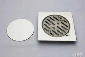 地漏什么材质的好 哪种地漏防臭效果好图片