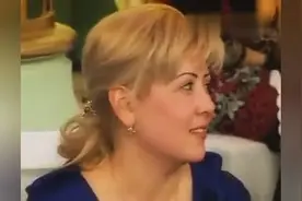 印度电影《流浪者》拉兹扮演者已经92岁了，歌声依然动听~