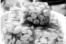 自制花生糖甜甜脆脆孙儿爱图片