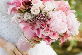 自己如何在家包出有品位的花束图片